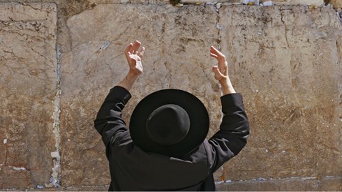 בין התבודדות להתבוננות