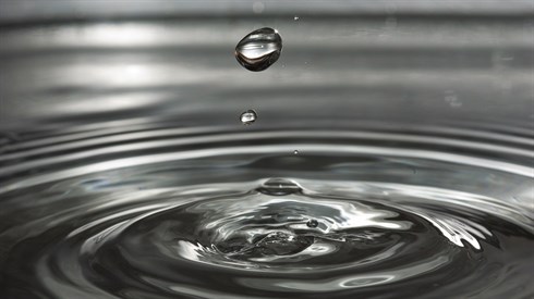 drip-921067_1920.jpg