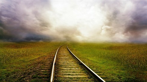 railroad-tracks-163518_1280.jpg