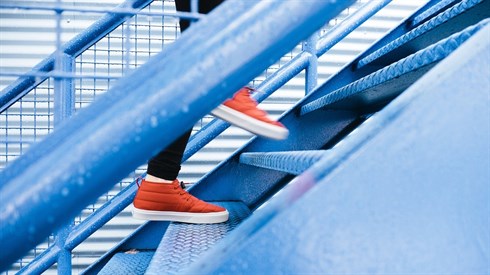 steps-1081909_1280.jpg