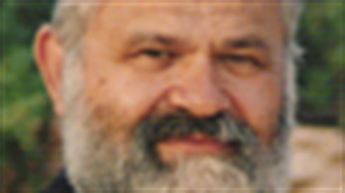 Rav_uzi.jpg