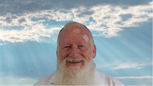 הרב ויצן כבדו.jpg