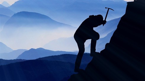 climb-2125148_1920.jpg