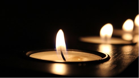 candles-g2619065f6_1920.jpg