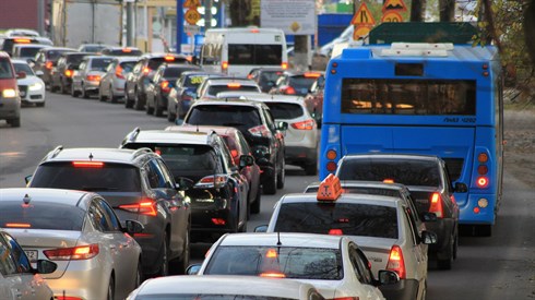 traffic-jam-g0e6e1a5ef_1920.jpg