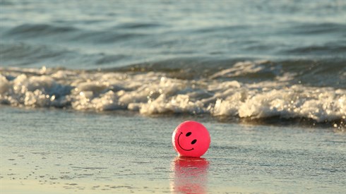 ball-g9397c9b63_1920.jpg