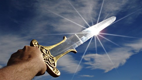 sword-g04d5ffe70_1920.jpg