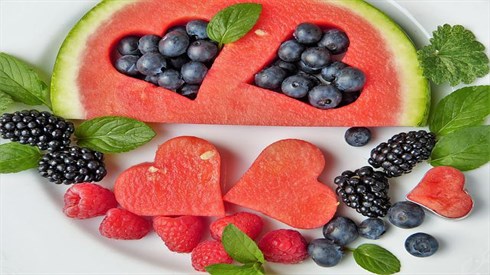 watermelon-gb8e4f47f6_640.jpg