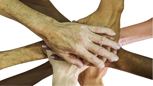 hands-1939895_1920.png