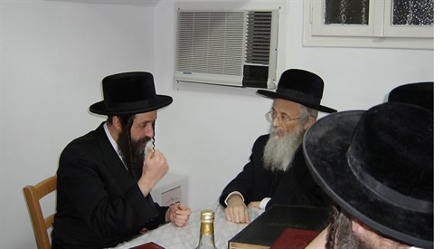 יצחק_טוביה_וייס.JPG