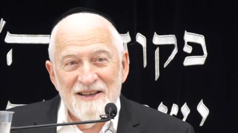הרב צבי שכטר.png
