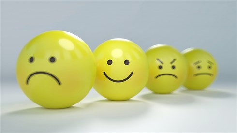 smiley-2979107_960_720.jpg