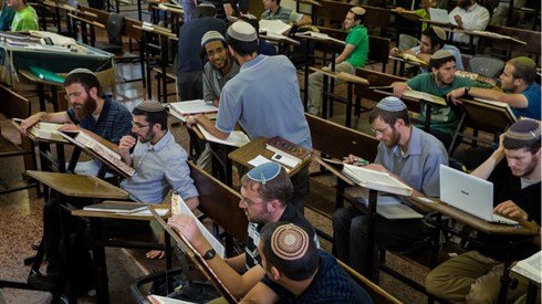 ישיבת בית אל{ (115).jpg