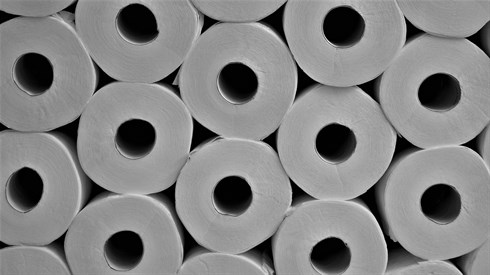 toilet-paper-4958068_1920.jpg