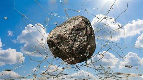 Gemini_אבן מנפצת.png