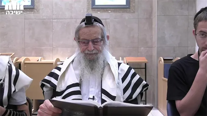 "...גדולה תשובה שמביאה רפואה לעולם..."
