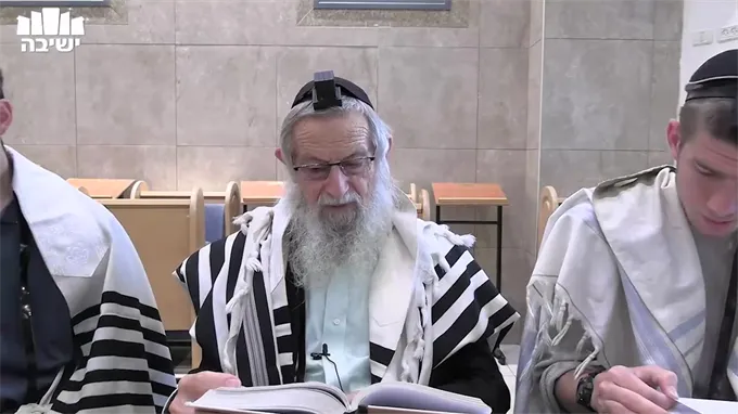 שבע זימנין, שלוש הפיכות