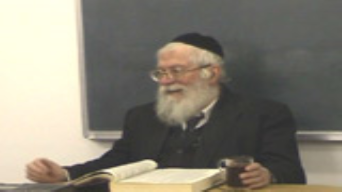 מוחזקות בקרקעות ומטלטלין