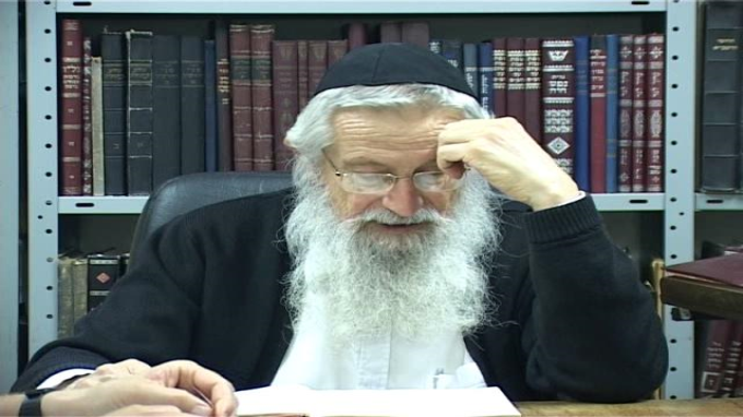 אין התורה אלא במי שממית עצמו עליה