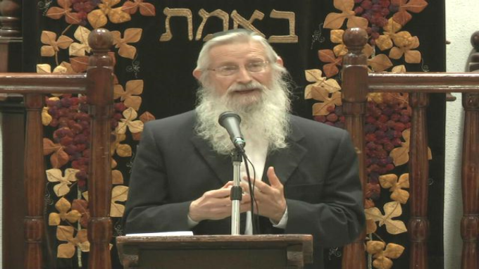 הולכים לפני המחנה