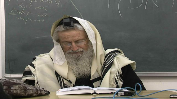 בואו שעריו בתודה... הודו לו ברכו שמו