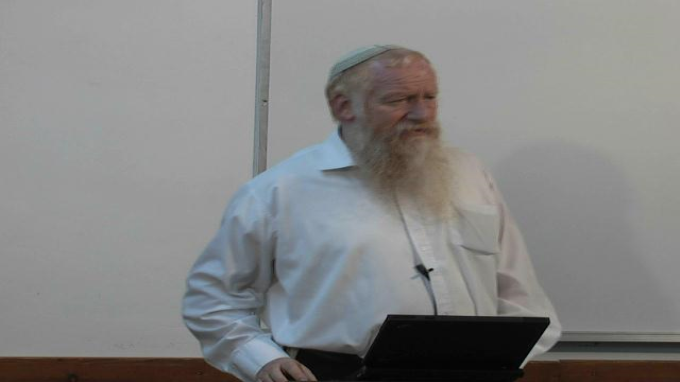 טוב וישר הוא