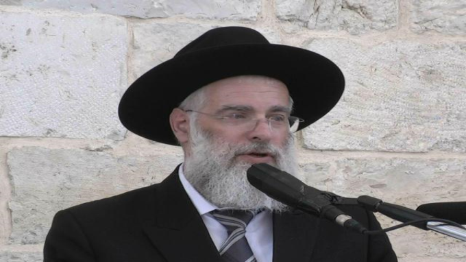 עבד לעם קדוש