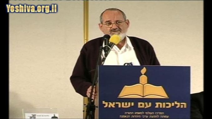 צוואה בבן מאומץ
