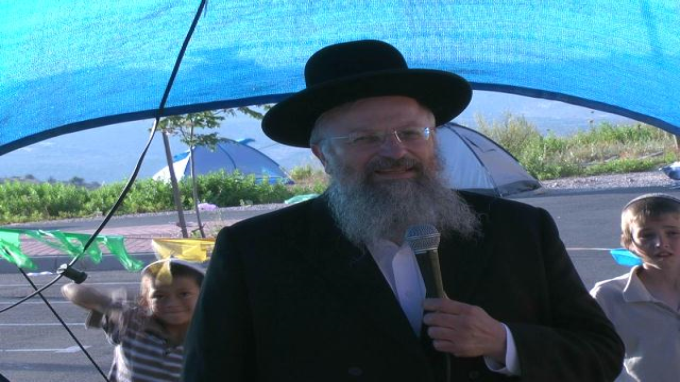 מכל צרה צומחת ישועה