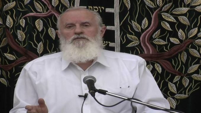 ביאה נישואין עושה או אירוסין עושה?