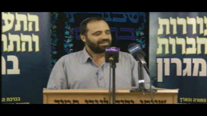 הענווה - מתקנת את האדם וסביבתו, והגאוה - פוגעת