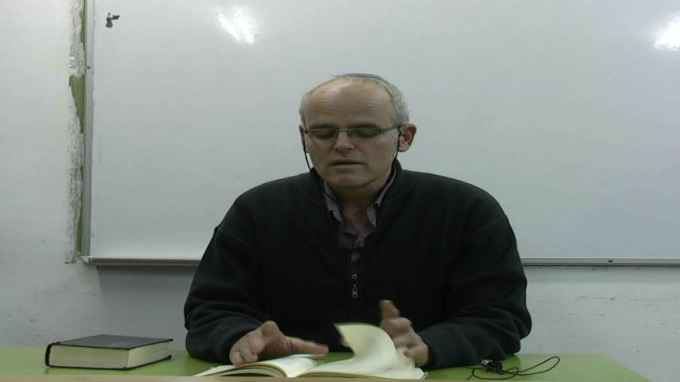 התמודדות אחשוורש עם החששות ממרד
