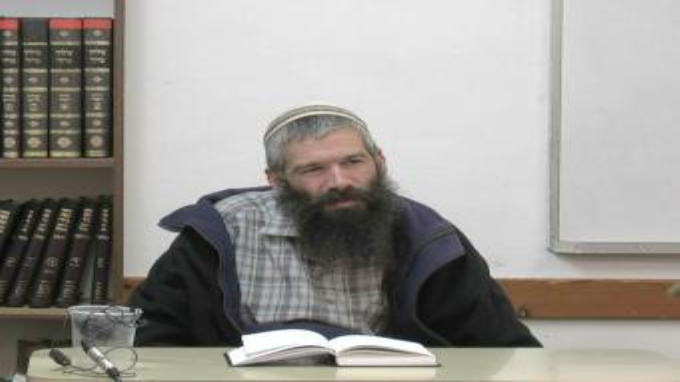 הקשר בין מראות התחתונים לעליונים