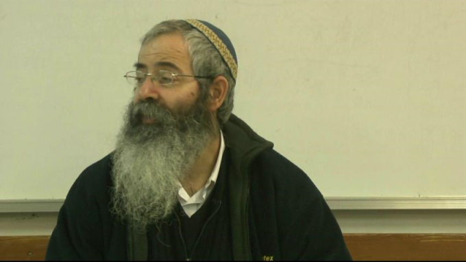כוונות המקובלים בתפילה - רשות או חובה?