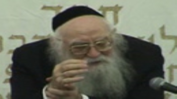 מה בין נסכי יין לניסוך המים? 