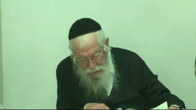 שני גדרים בכבוד לעניין "אינו לפי כבודו"