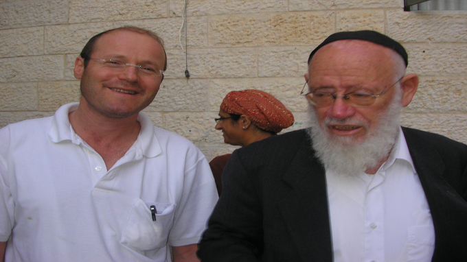 הרב משה לוינגר מספר על ילדותו בסמיכות לרב חרל"פ