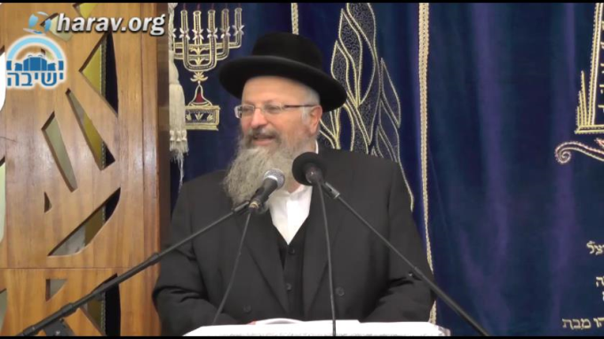 וְעָשׂוּ לִי מִקְדָּשׁ וְשָׁכַנְתִּי בְּתוֹכָם