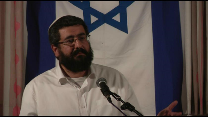 בואו בתודה ובתהילה