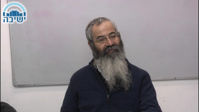 להכנס אל הטרקלין דרך השער