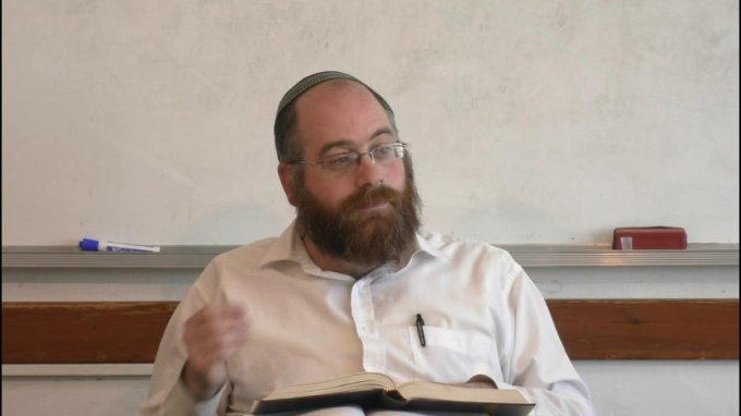 אכילת שני כזייתים בפסח