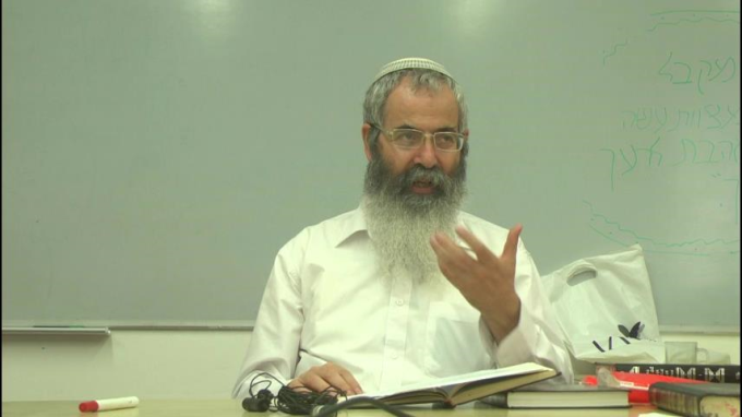 הבחירה בצל הידיעה האלוקית