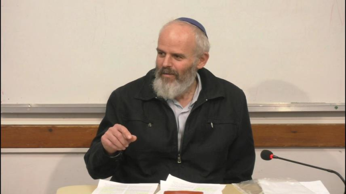ירידה לפרטים בספר בראשית - והאבות