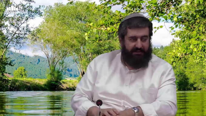 ההנהגה שמעל מידת הדין