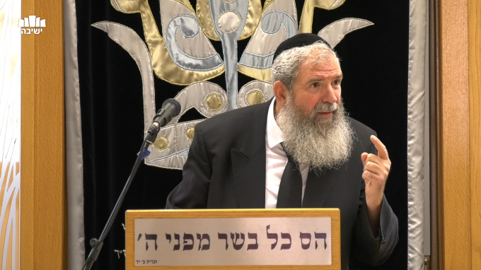 אדם המזיק