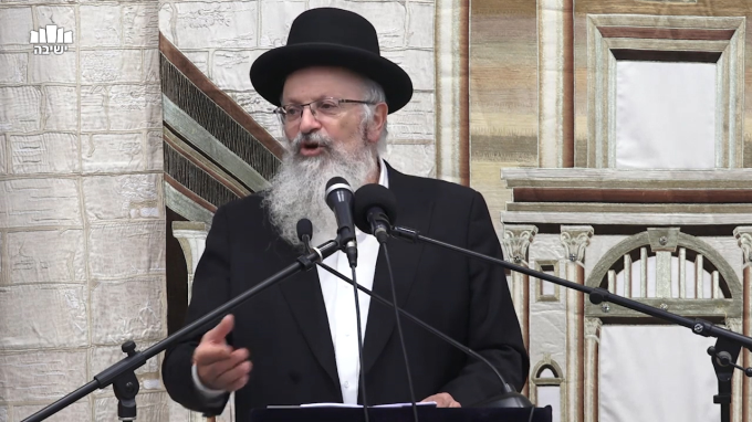 בָּרוּךְ אֲשֶׁר יָקִים אֶת דִּבְרֵי הַתּוֹרָה