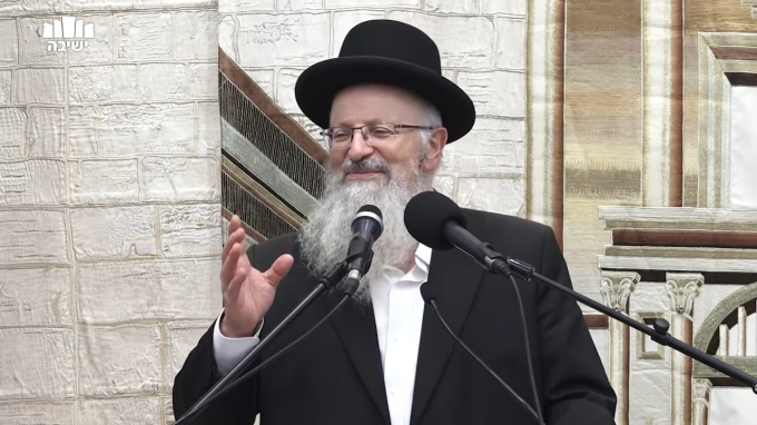וְנָהֲרוּ אֵלָיו כָּל הַגּוֹיִם - קבלת פני נשיאים ומלכים 