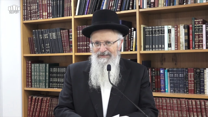 העוסק בצרכי ציבור כעוסק בדברי תורה