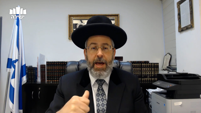 האם חולה קורונה שהדביק אחרים חייב כאדם המזיק בידיים?