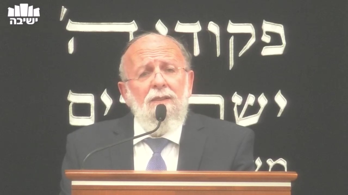 חיוב אכסנאי בנר חנוכה